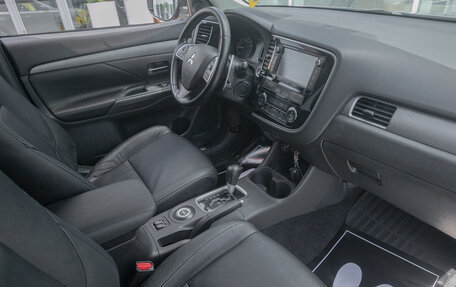 Mitsubishi Outlander III рестайлинг 3, 2012 год, 1 478 000 рублей, 17 фотография