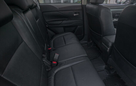 Mitsubishi Outlander III рестайлинг 3, 2012 год, 1 478 000 рублей, 14 фотография