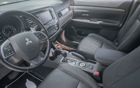 Mitsubishi Outlander III рестайлинг 3, 2012 год, 1 478 000 рублей, 9 фотография