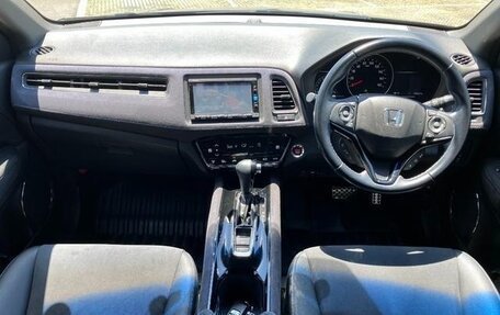 Honda Vezel, 2016 год, 1 352 000 рублей, 2 фотография