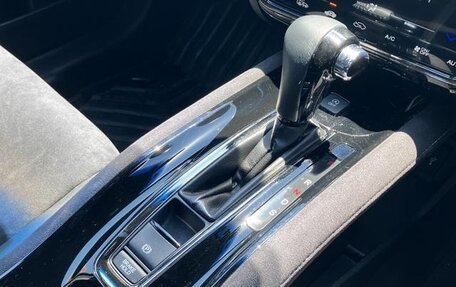 Honda Vezel, 2016 год, 1 352 000 рублей, 15 фотография