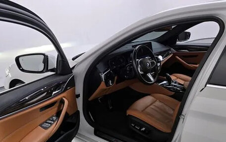 BMW 5 серия, 2022 год, 4 093 000 рублей, 15 фотография