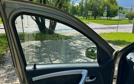 Renault Sandero I, 2011 год, 600 000 рублей, 12 фотография