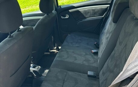 Renault Sandero I, 2011 год, 600 000 рублей, 22 фотография