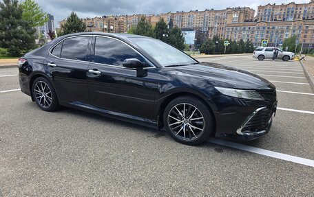 Toyota Camry, 2018 год, 2 300 000 рублей, 2 фотография