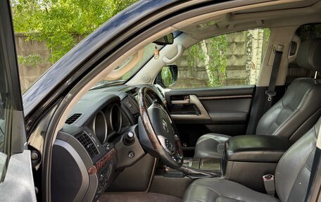 Toyota Land Cruiser 200, 2008 год, 2 300 000 рублей, 6 фотография