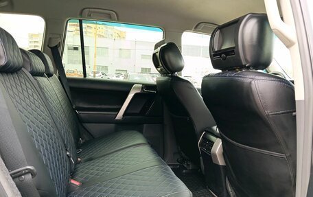 Toyota Land Cruiser Prado 150 рестайлинг 2, 2013 год, 2 740 000 рублей, 11 фотография