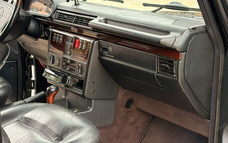 Mercedes-Benz G-Класс W463 рестайлинг _ii, 1999 год, 2 100 000 рублей, 16 фотография