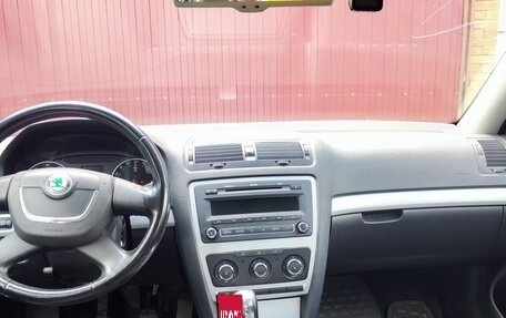 Skoda Octavia, 2009 год, 750 000 рублей, 10 фотография