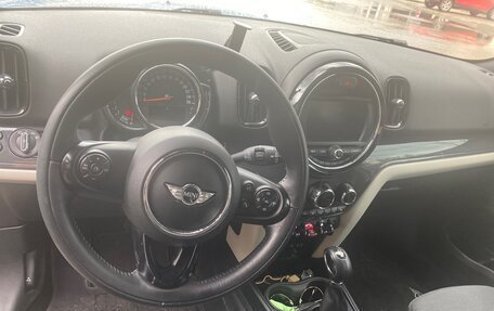 MINI Countryman II (F60), 2017 год, 1 850 000 рублей, 8 фотография