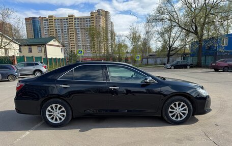 Toyota Camry, 2015 год, 1 900 000 рублей, 2 фотография