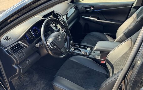 Toyota Camry, 2015 год, 1 900 000 рублей, 5 фотография