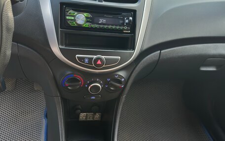 Hyundai Solaris II рестайлинг, 2012 год, 700 000 рублей, 11 фотография