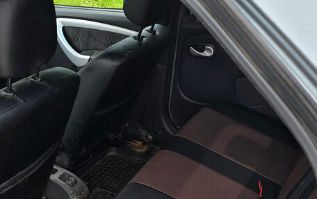 Renault Logan I, 2011 год, 450 000 рублей, 7 фотография