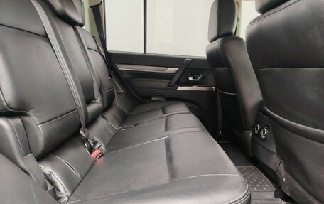 Mitsubishi Pajero IV, 2015 год, 2 500 000 рублей, 11 фотография