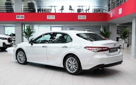Toyota Camry, 2018 год, 2 775 000 рублей, 4 фотография