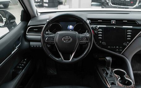 Toyota Camry, 2018 год, 2 775 000 рублей, 14 фотография