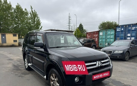 Mitsubishi Pajero IV, 2010 год, 1 849 000 рублей, 3 фотография