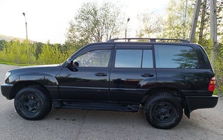 Toyota Land Cruiser 100 рестайлинг 2, 2000 год, 1 700 000 рублей, 4 фотография