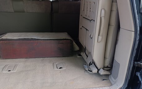 Toyota Land Cruiser 100 рестайлинг 2, 2000 год, 1 700 000 рублей, 8 фотография