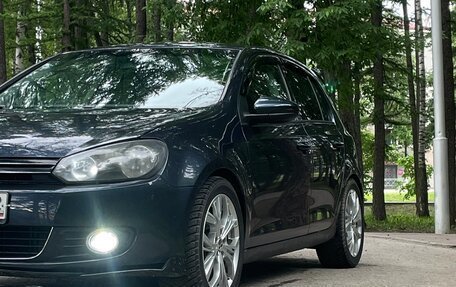 Volkswagen Golf VI, 2009 год, 900 000 рублей, 2 фотография