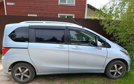 Honda Freed I, 2008 год, 990 000 рублей, 3 фотография
