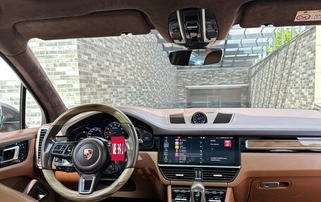 Porsche Cayenne III, 2019 год, 7 700 000 рублей, 11 фотография