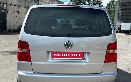 Volkswagen Touran III, 2005 год, 400 000 рублей, 5 фотография