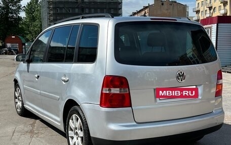 Volkswagen Touran III, 2005 год, 400 000 рублей, 6 фотография