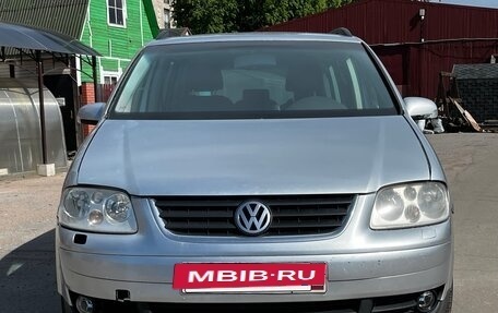 Volkswagen Touran III, 2005 год, 400 000 рублей, 7 фотография