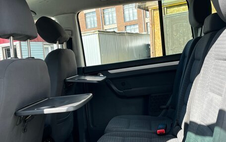 Volkswagen Touran III, 2005 год, 400 000 рублей, 23 фотография