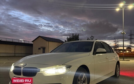 BMW 3 серия, 2016 год, 1 950 000 рублей, 3 фотография