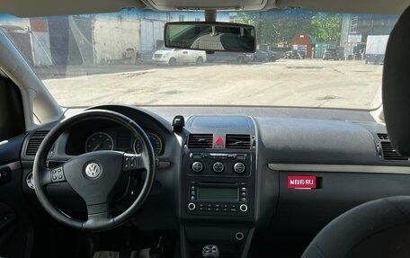 Volkswagen Touran III, 2005 год, 400 000 рублей, 25 фотография