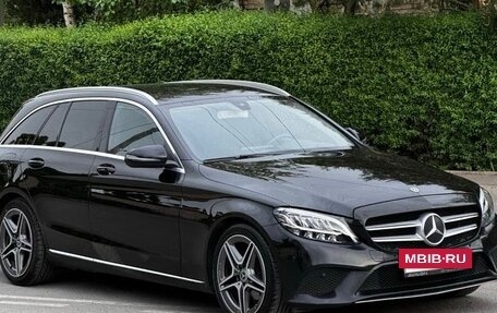 Mercedes-Benz C-Класс, 2018 год, 2 090 000 рублей, 2 фотография