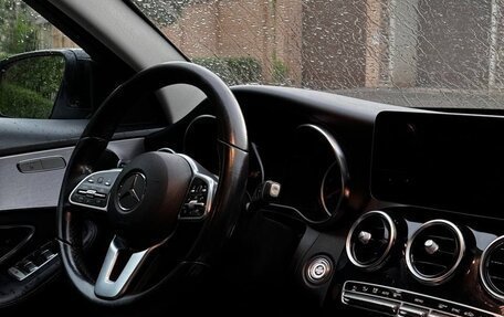 Mercedes-Benz C-Класс, 2018 год, 2 090 000 рублей, 21 фотография