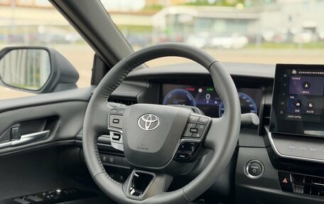 Toyota Camry, 2025 год, 4 100 000 рублей, 21 фотография