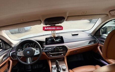 BMW 5 серия, 2017 год, 2 950 000 рублей, 8 фотография