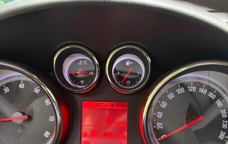 Opel Astra J, 2012 год, 790 000 рублей, 5 фотография