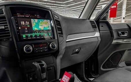 Mitsubishi Pajero IV, 2012 год, 2 389 000 рублей, 10 фотография