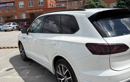 Volkswagen Touareg III, 2019 год, 5 700 000 рублей, 4 фотография