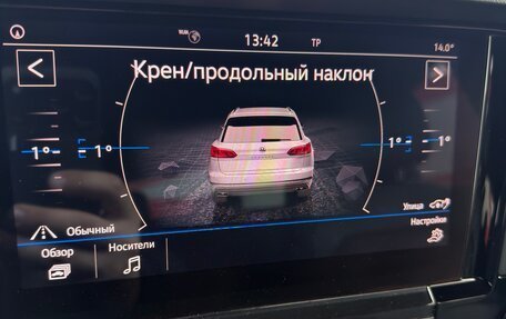Volkswagen Touareg III, 2019 год, 5 700 000 рублей, 14 фотография