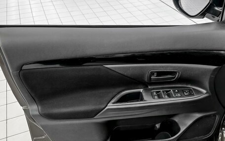 Mitsubishi Outlander III рестайлинг 3, 2019 год, 1 789 000 рублей, 5 фотография