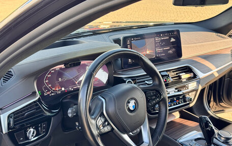 BMW 5 серия, 2020 год, 6 100 000 рублей, 12 фотография