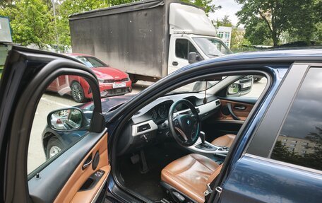 BMW 3 серия, 2010 год, 999 000 рублей, 8 фотография