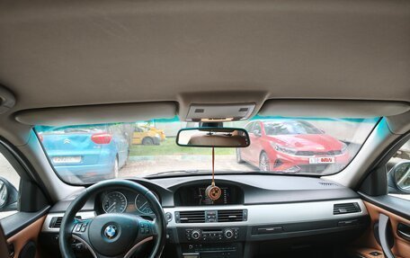 BMW 3 серия, 2010 год, 999 000 рублей, 12 фотография