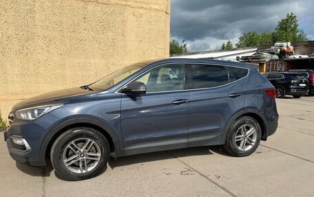 Hyundai Santa Fe III рестайлинг, 2017 год, 2 115 000 рублей, 2 фотография