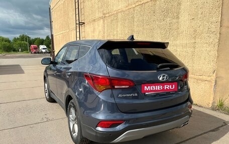 Hyundai Santa Fe III рестайлинг, 2017 год, 2 115 000 рублей, 3 фотография