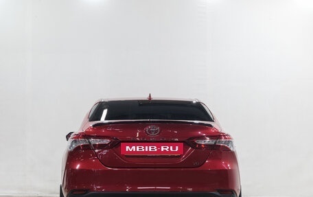 Toyota Camry, 2021 год, 3 829 000 рублей, 6 фотография
