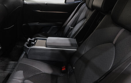 Toyota Camry, 2021 год, 3 829 000 рублей, 33 фотография