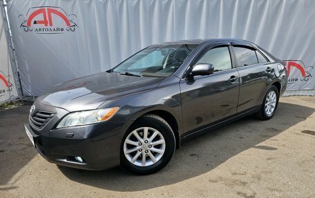 Toyota Camry, 2008 год, 945 000 рублей, 2 фотография